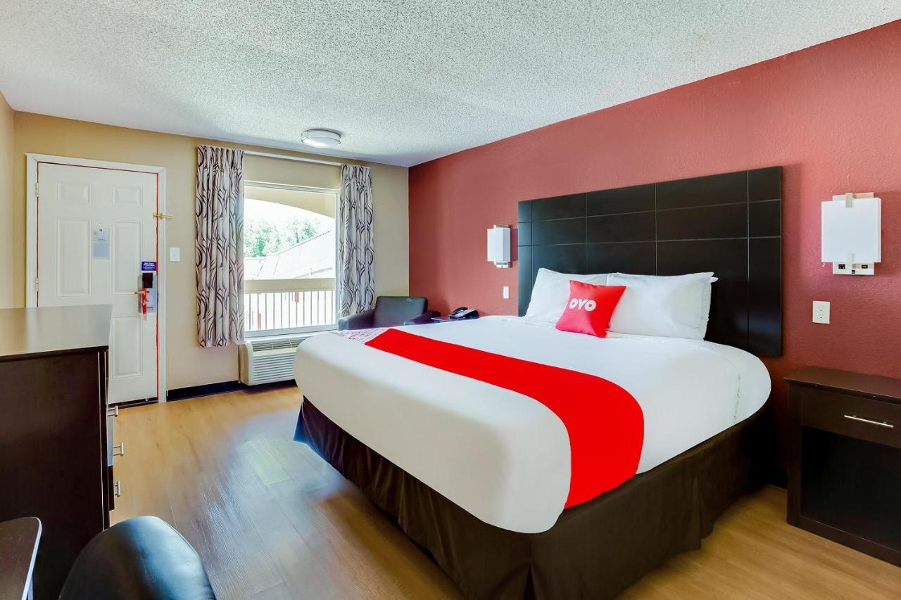 Oyo Hotel Tyler Northwest Mineola Hwy Екстериор снимка